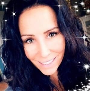 Meet your Posher, Carrie